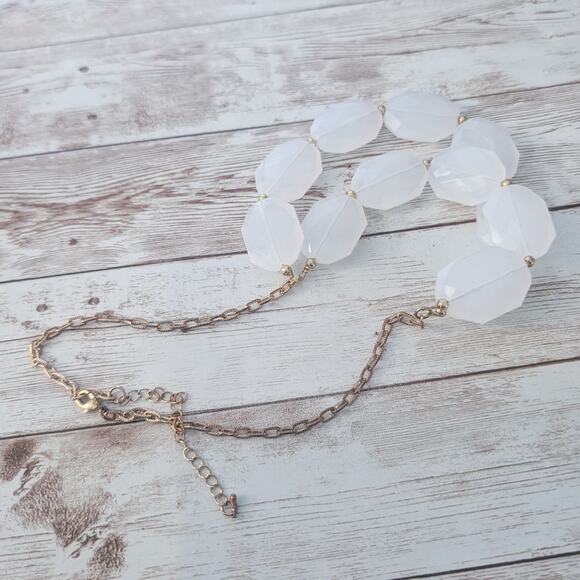 Light Pink Chunky Statement Necklace - Picture 7 of 7